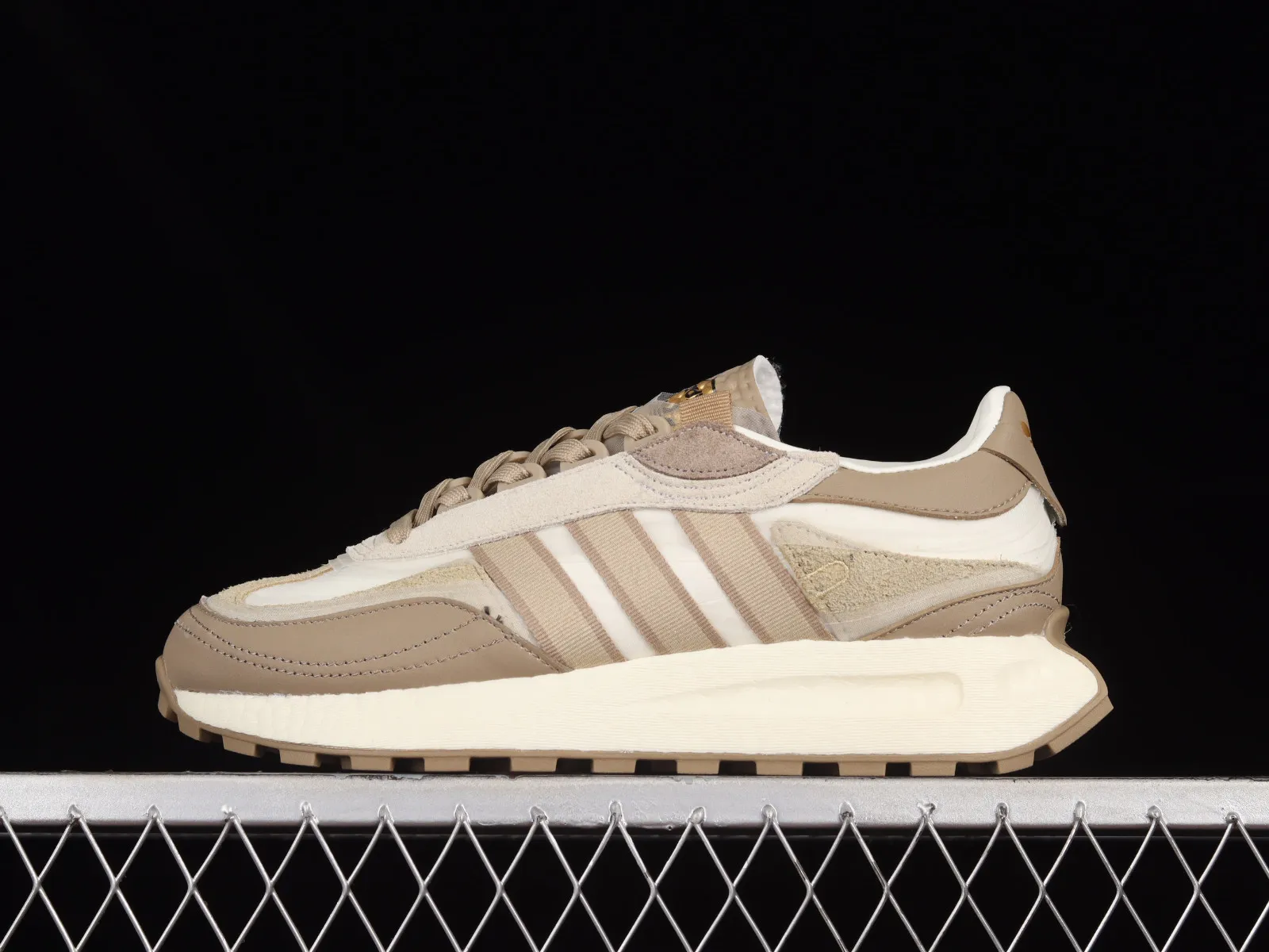 Adidas Originals Retropy E5 Brown Cloud White Gold HQ3657