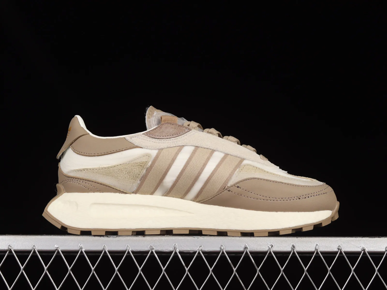 Adidas Originals Retropy E5 Brown Cloud White Gold HQ3657