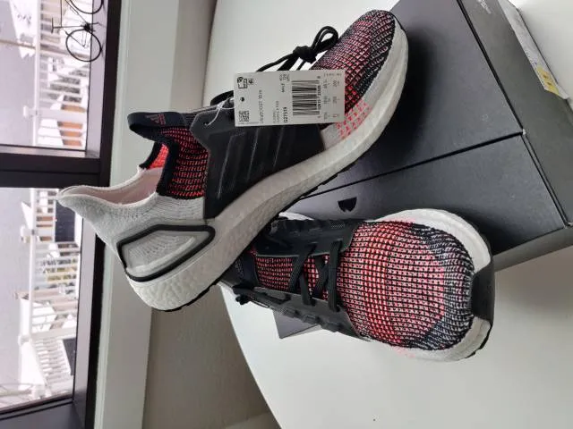 Adidas UltraBoost 19