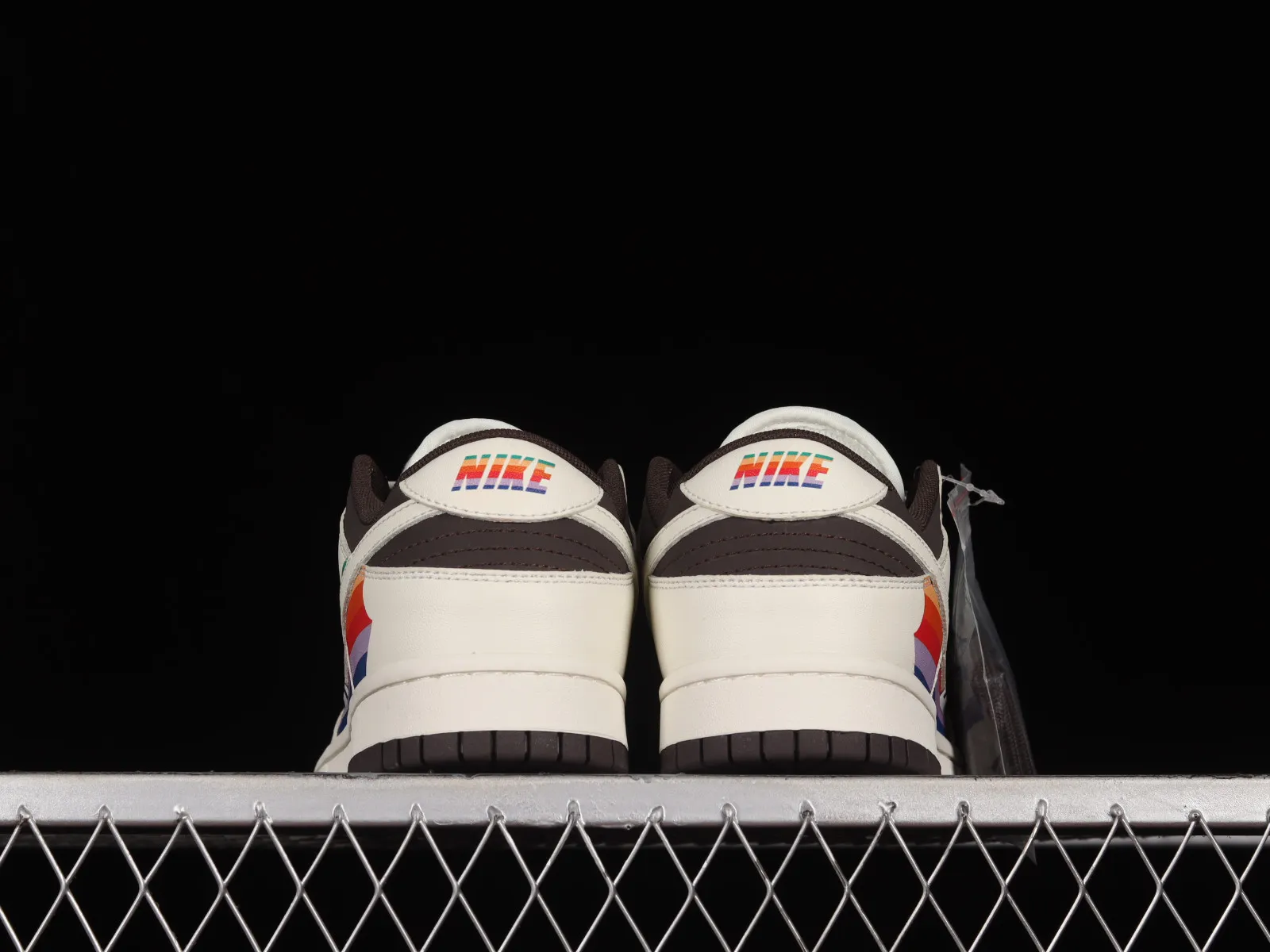 Apple x Nike SB Dunk Low Dark Brown Cream Multi-Color DD1391-071