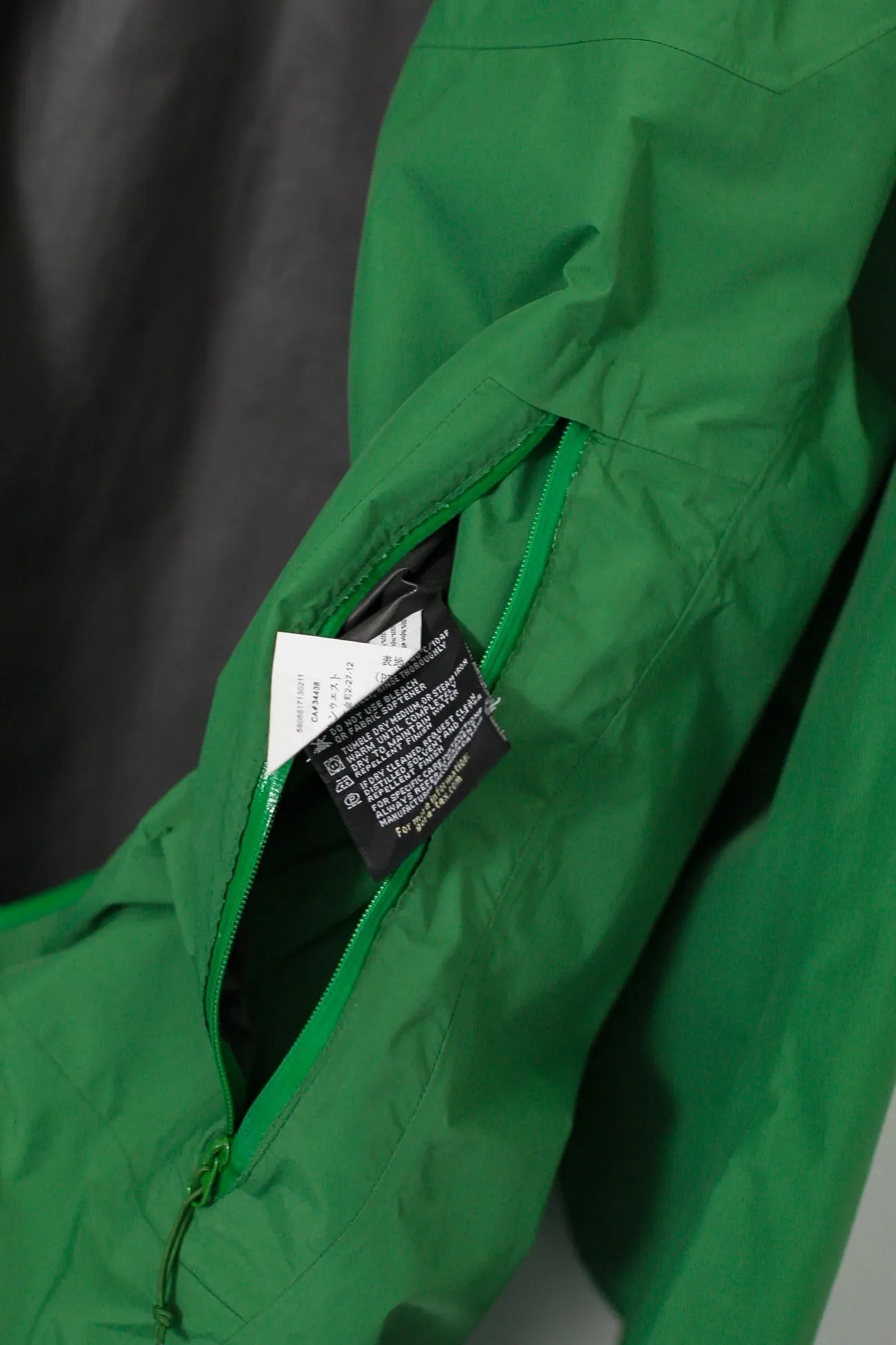 Arc'teryx Beta SL Gore-Tex Paclite Shell Jacket (M)