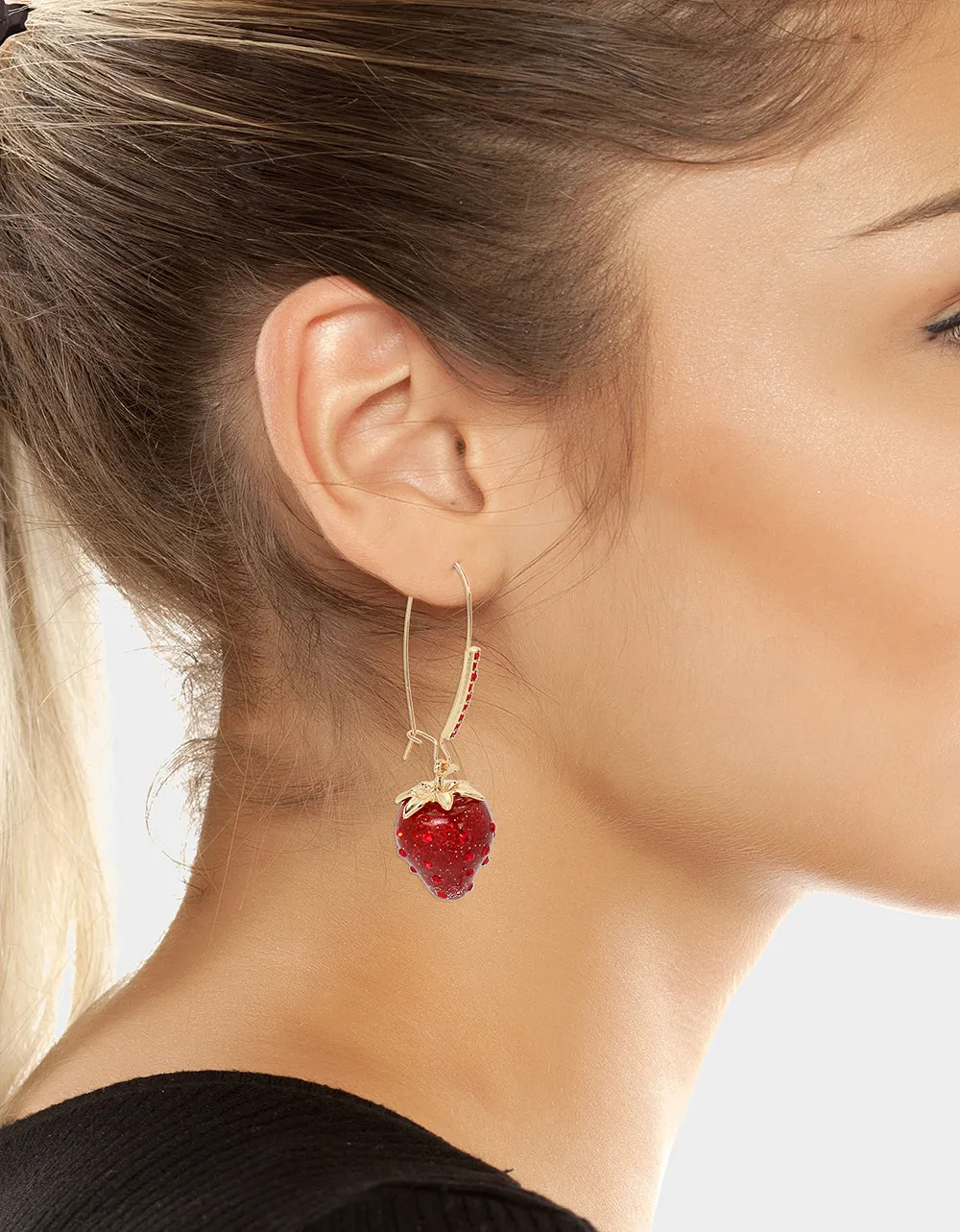 BETSEYS BEST HANGING STRAWBERRY EARRINGS RED