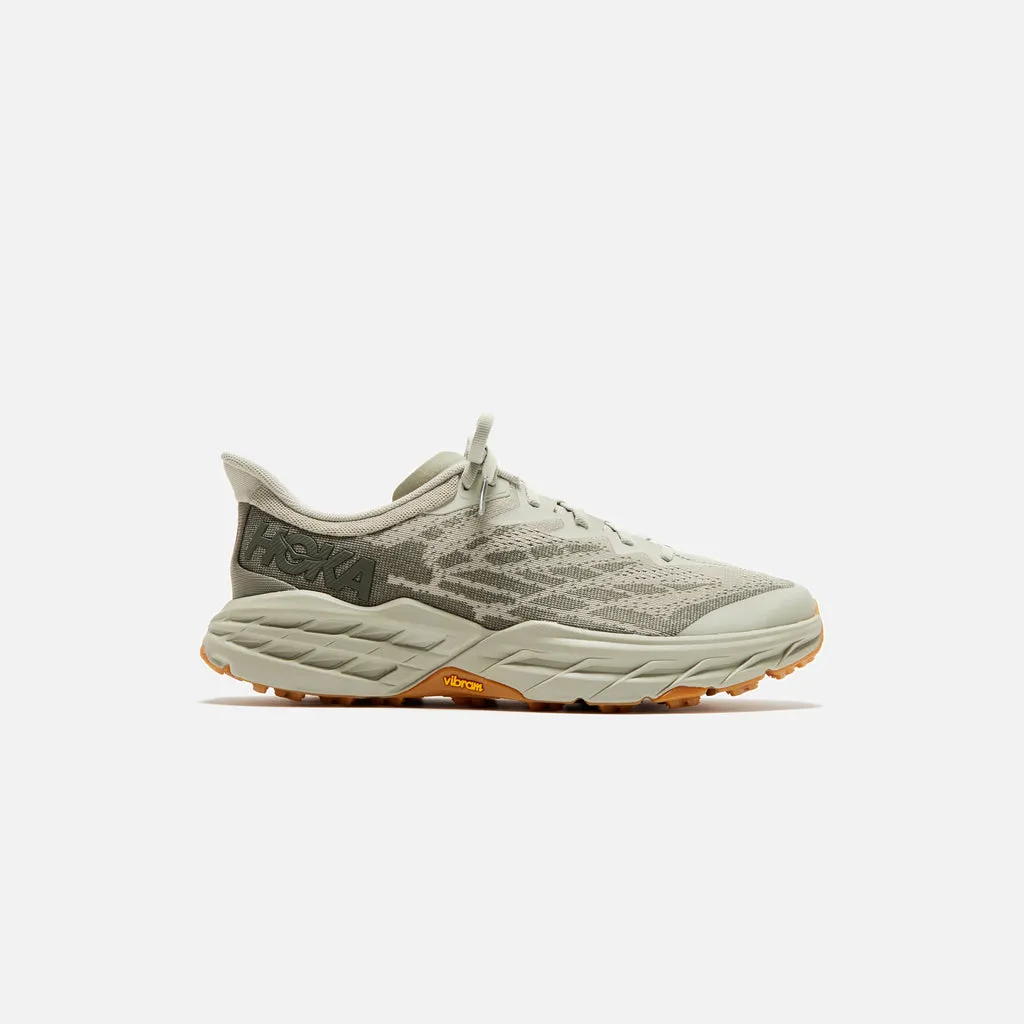 HOKA     speedgoat 5t