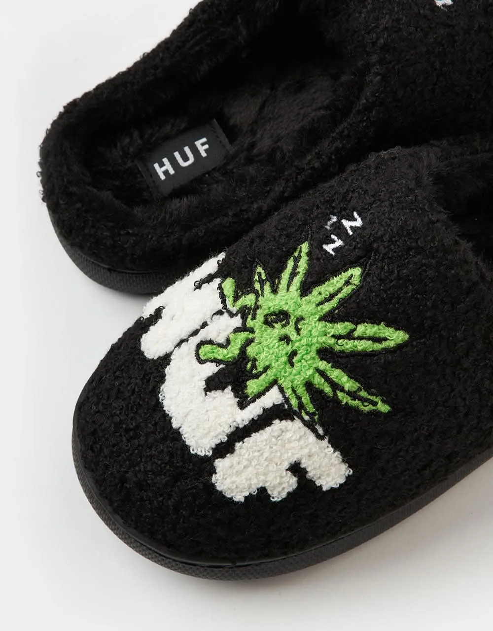 HUF Fuzzy Slippers - Black