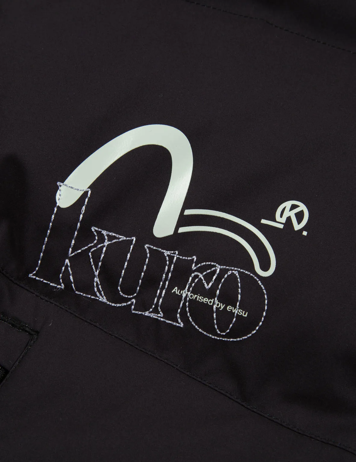 Kamon and Logo Embroidered Gradient Down Jacket