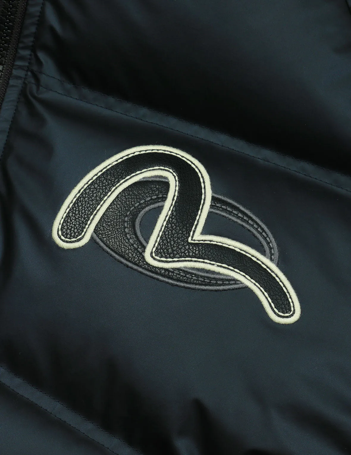 Logos and Wheel of Wisdom Embroidery Fashion Fit Down Jacket