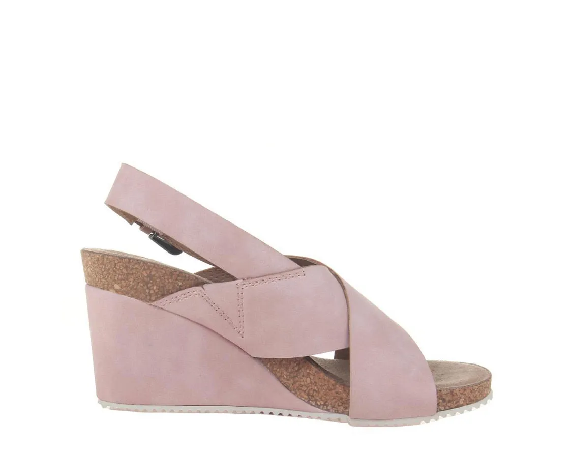 Madeline SIMILE IN NEW PINK WEDGE SANDALS Women’s