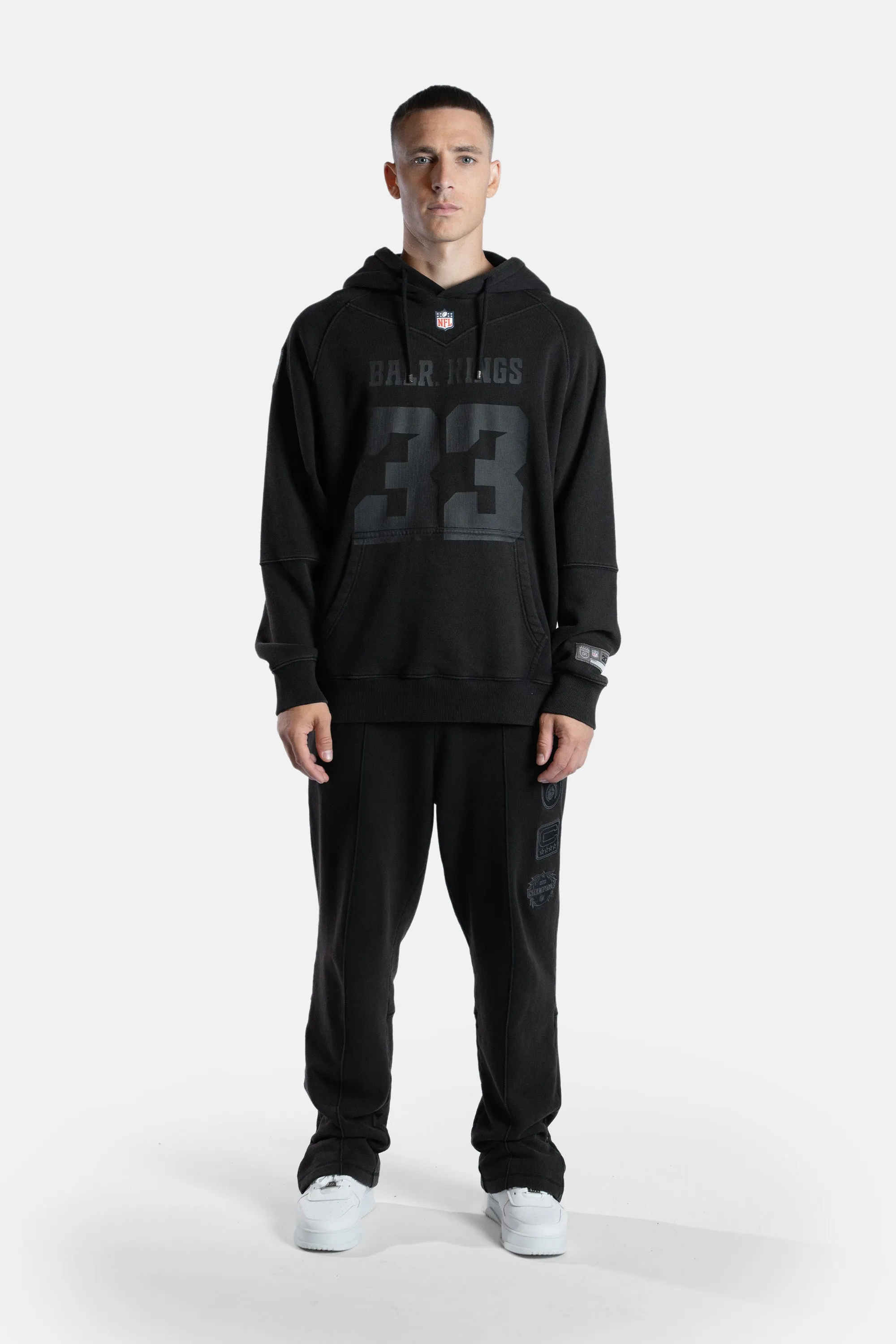 NFL x BALR. Washed Box Hoodie Jet Black