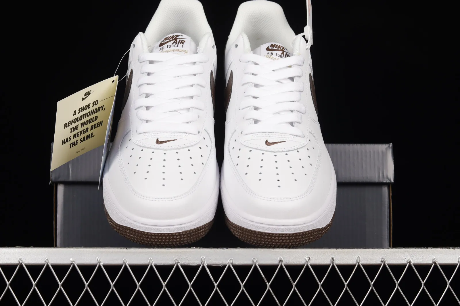 Nike Air Force 1 07 Low White Dark Brown DM0576-100