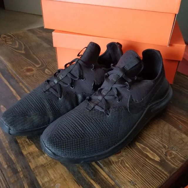 Nike free tr-8