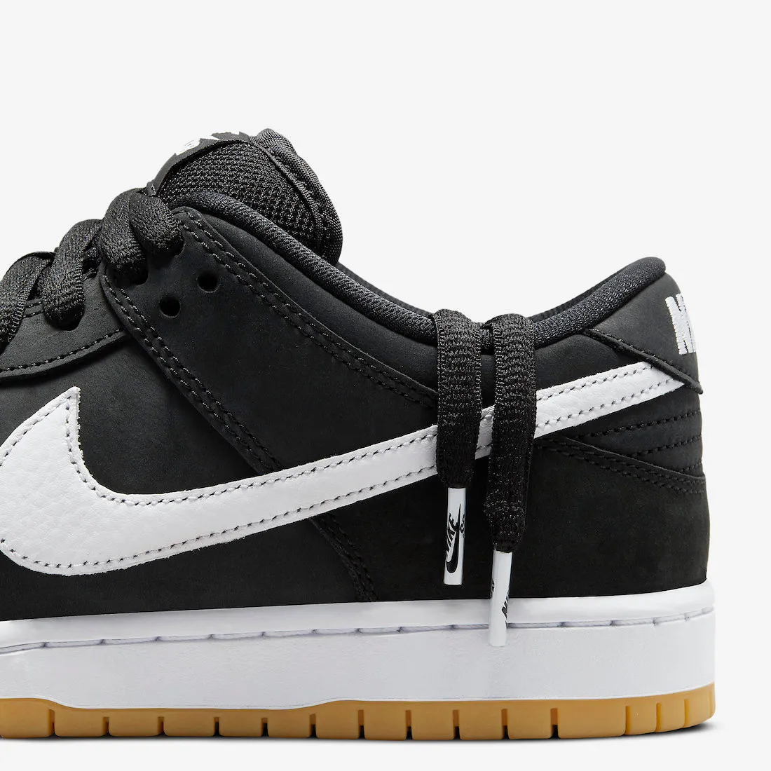 Nike SB Dunk Low Black White Gum Light Brown CD2563-006