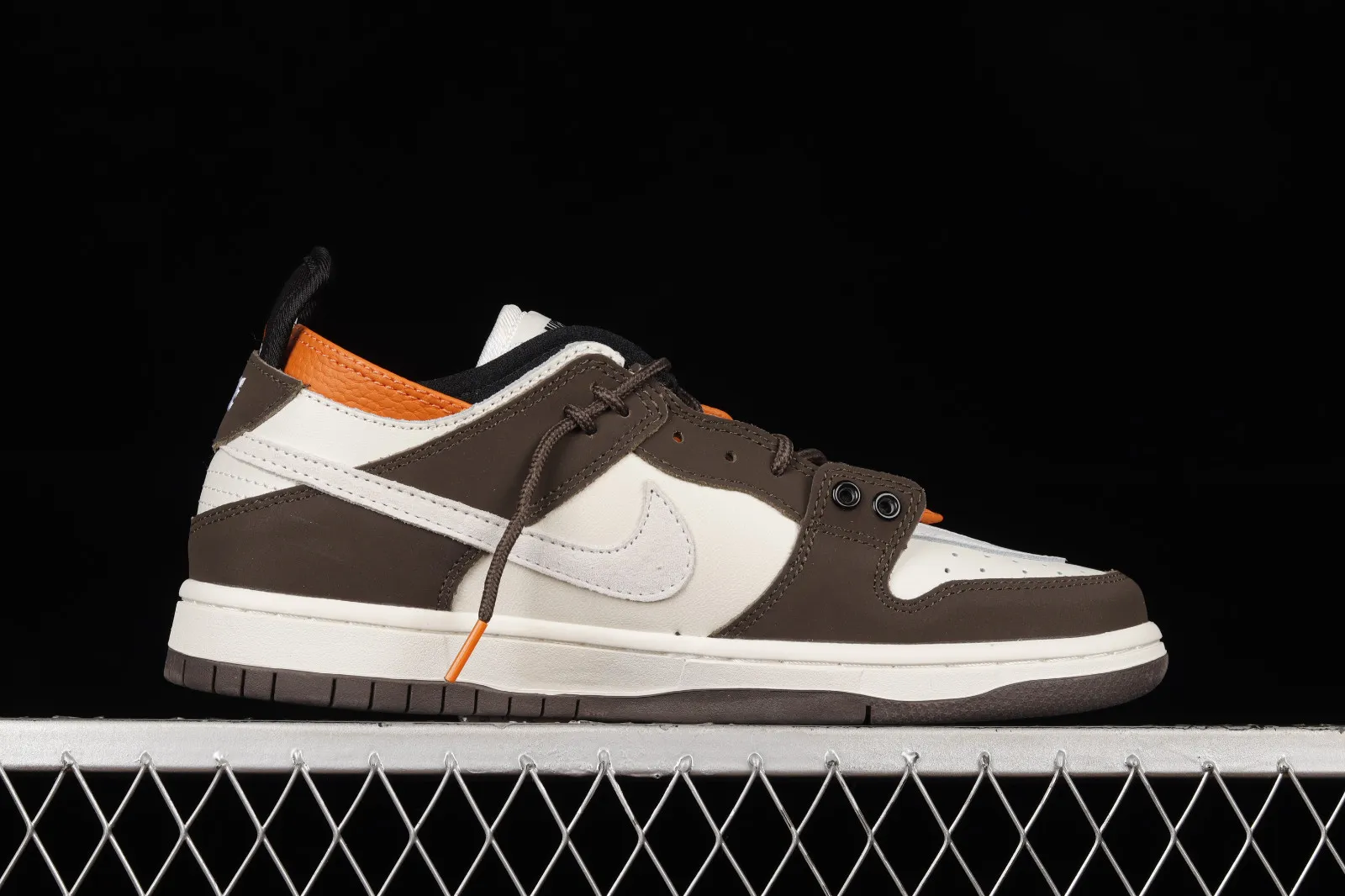 Nike SB Dunk Low Dark Brown Orange White BQ6817-027