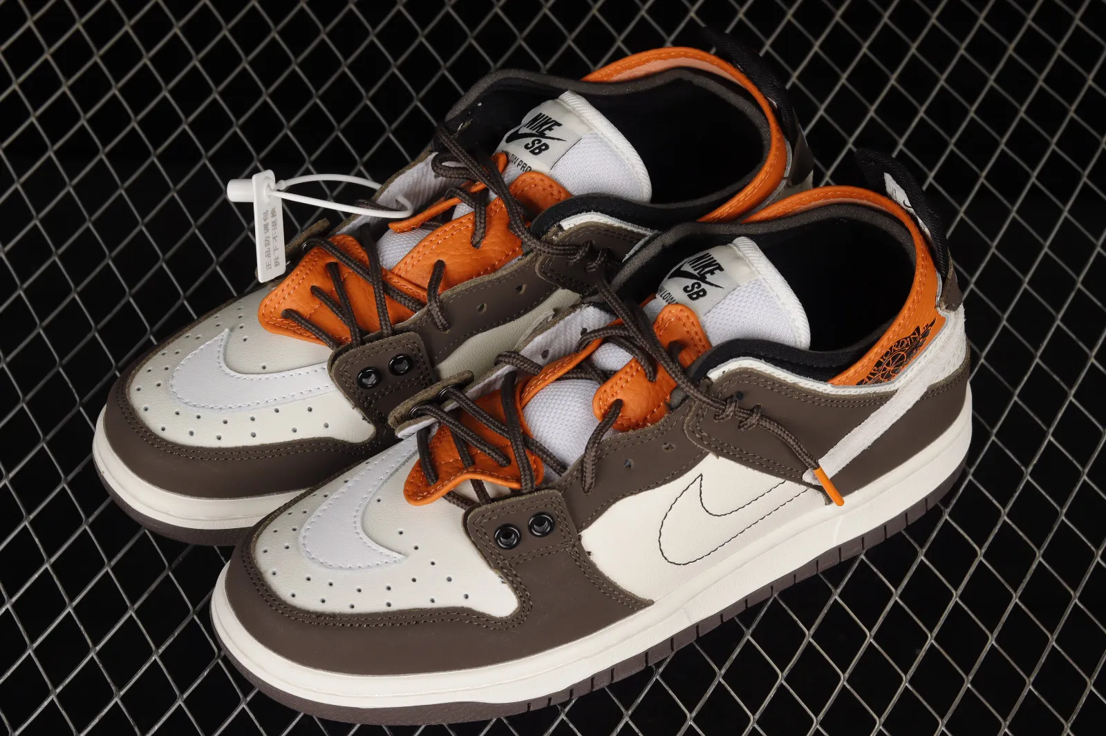 Nike SB Dunk Low Dark Brown Orange White BQ6817-027