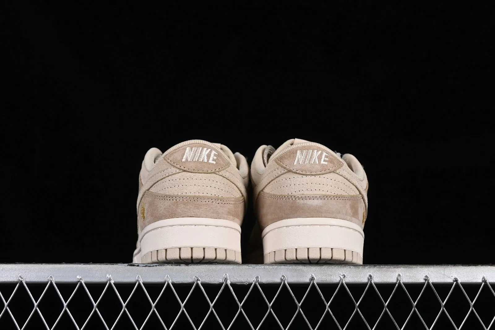 Nike SB Dunk Low Grey Brown DD1391-115