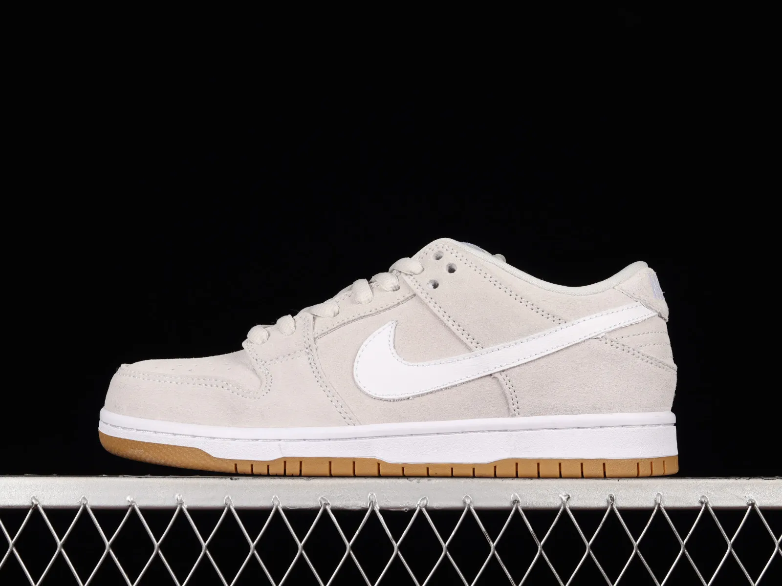 Nike SB Dunk Low Grey White Brown 304292-106