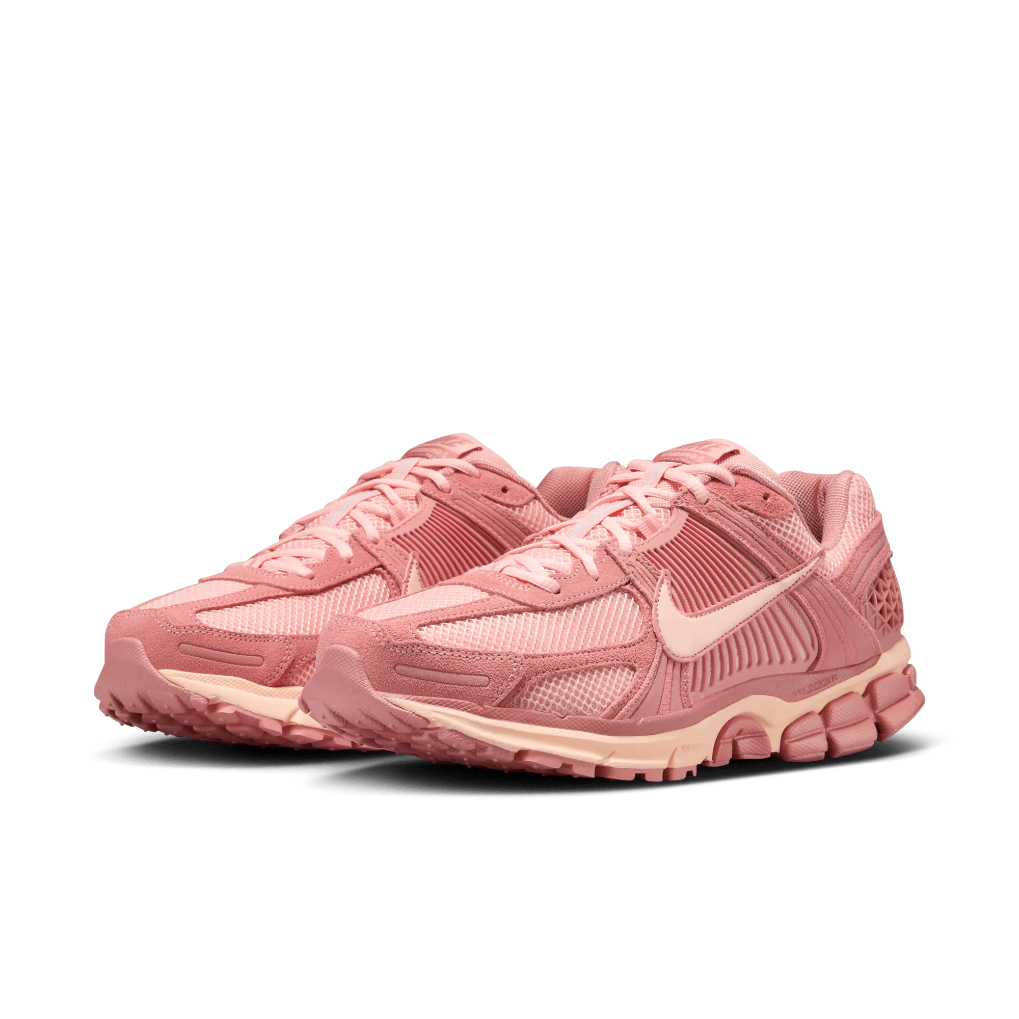 NIKE ZOOM VOMERO 5