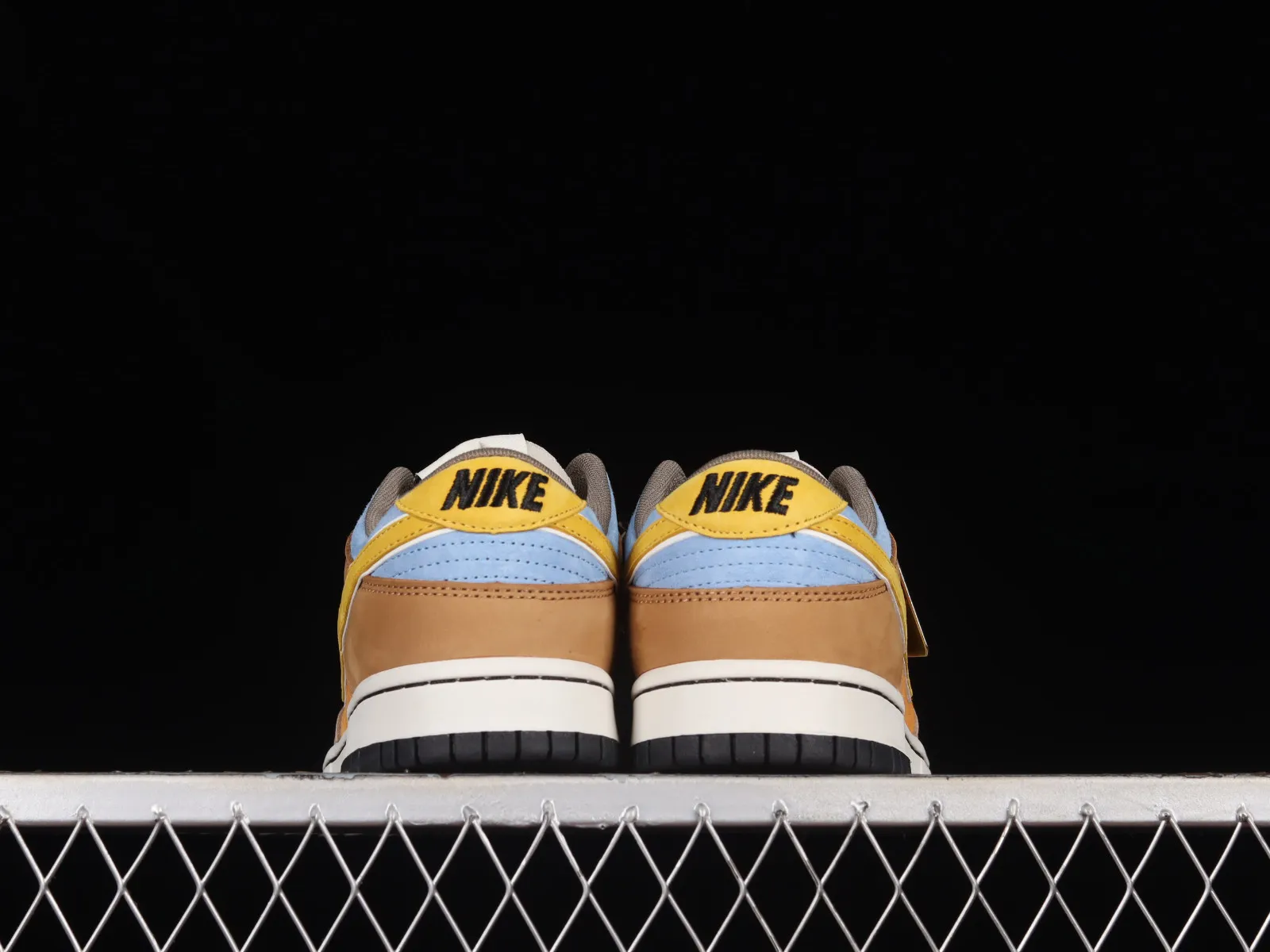 Otomo Katsuhiro x Nike SB Dunk Low Steamboy OST Brown Gold Orange LF0039-018