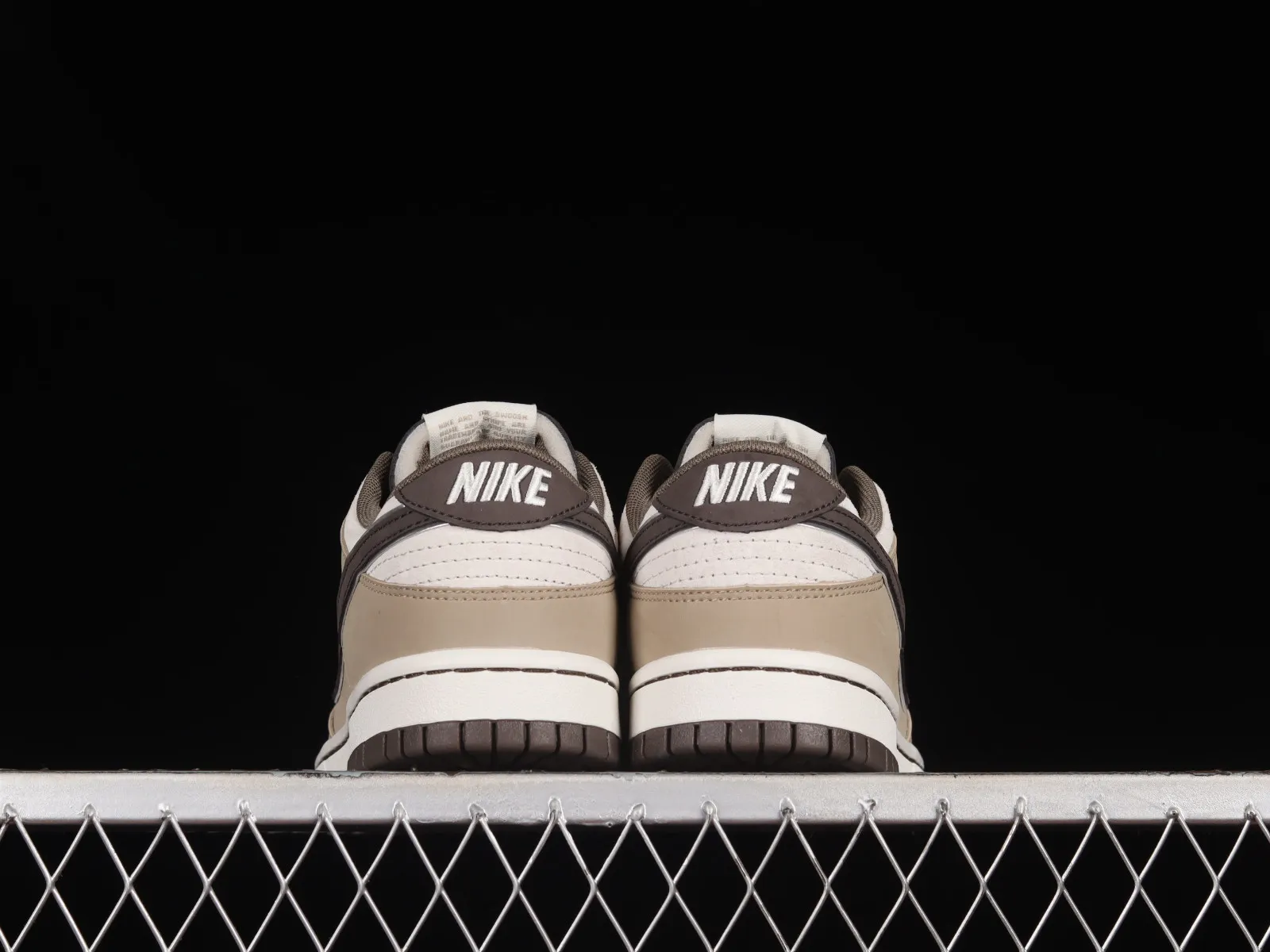 Otomo Katsuhiro x Nike SB Dunk Low Steamboy OST Chocolates Brown LF0068-002