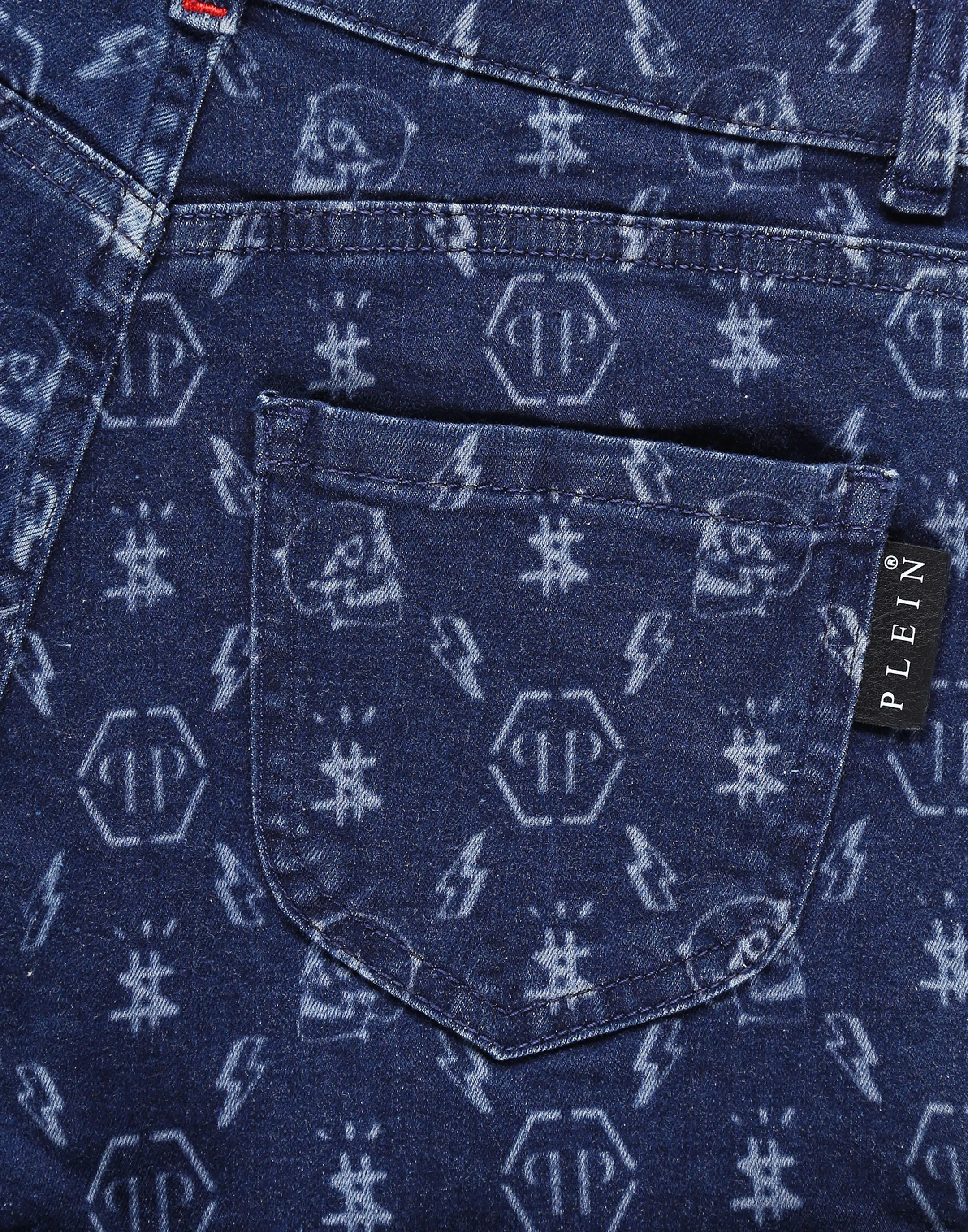 SHORTS Monogram