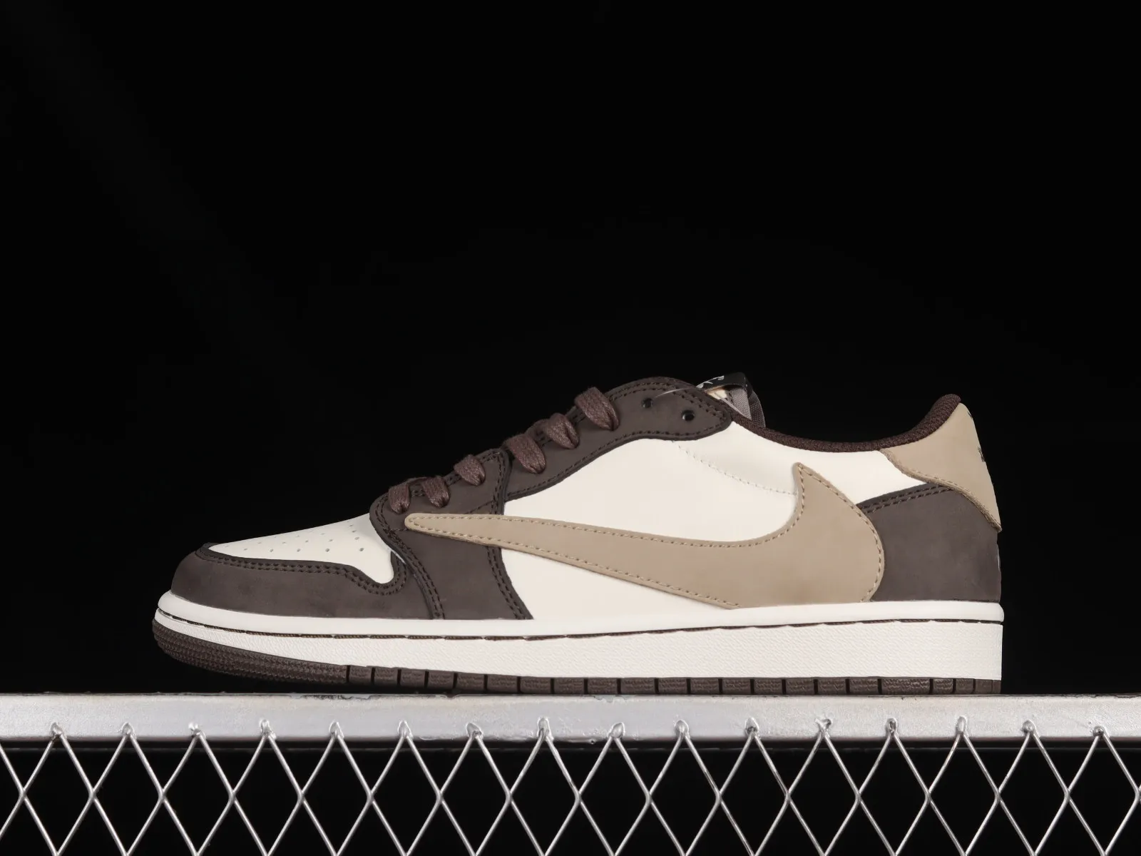 Travis Scott x Air Jordan 1 Low OG Chocolate Cream White Brown DM7866-666